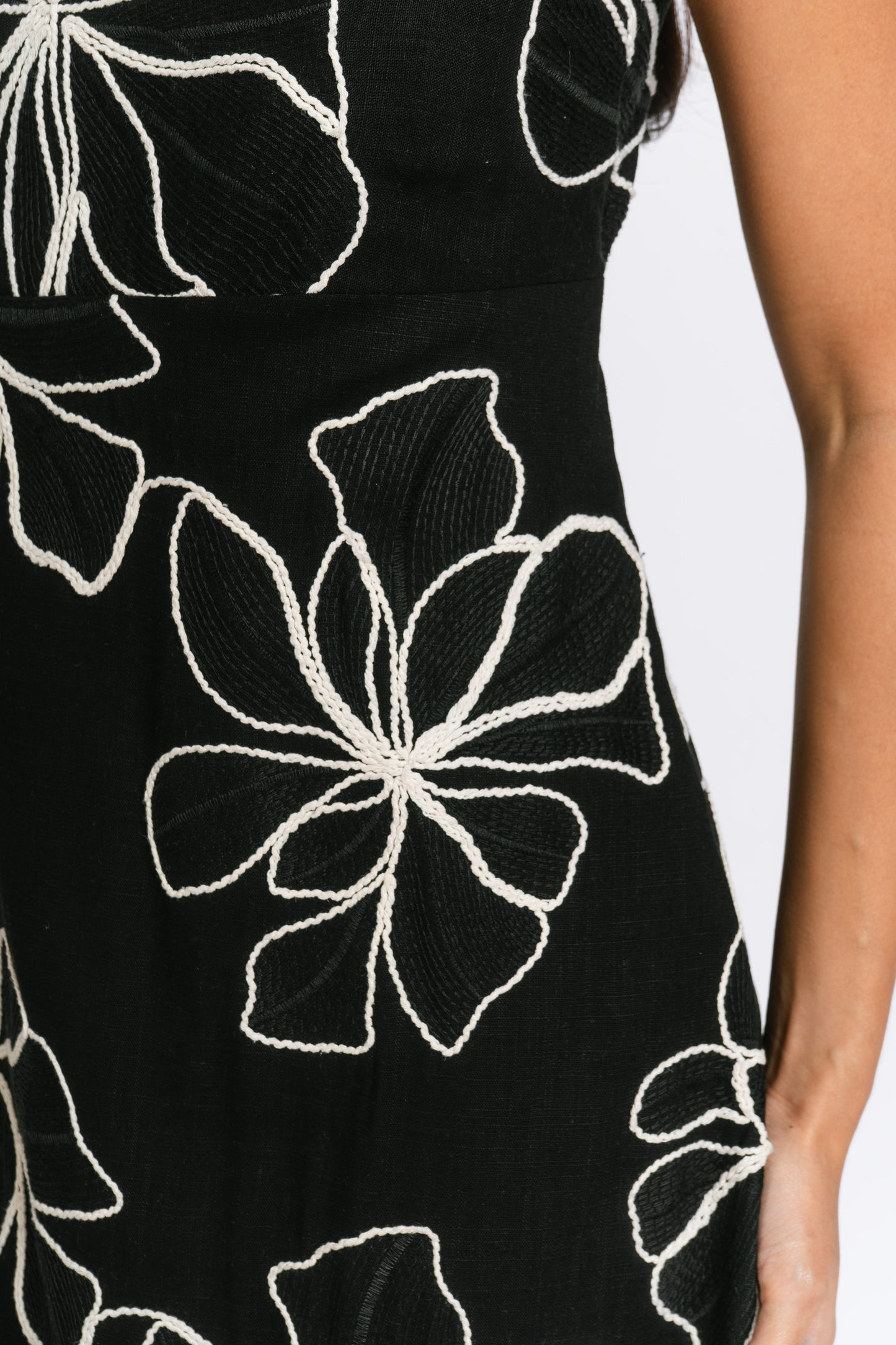 Preorder: Rosa Maxi Dress