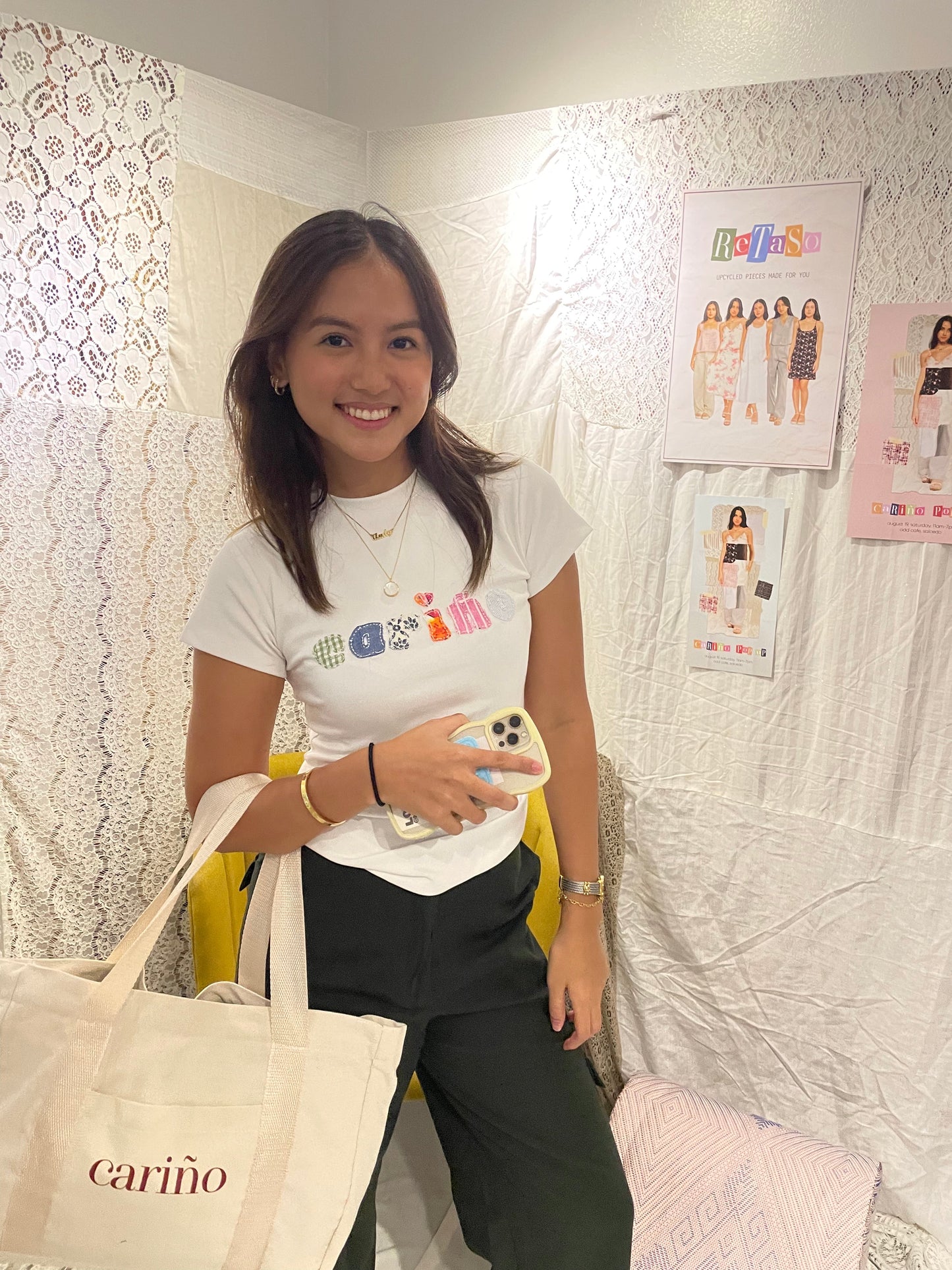 Cariño Baby Tee