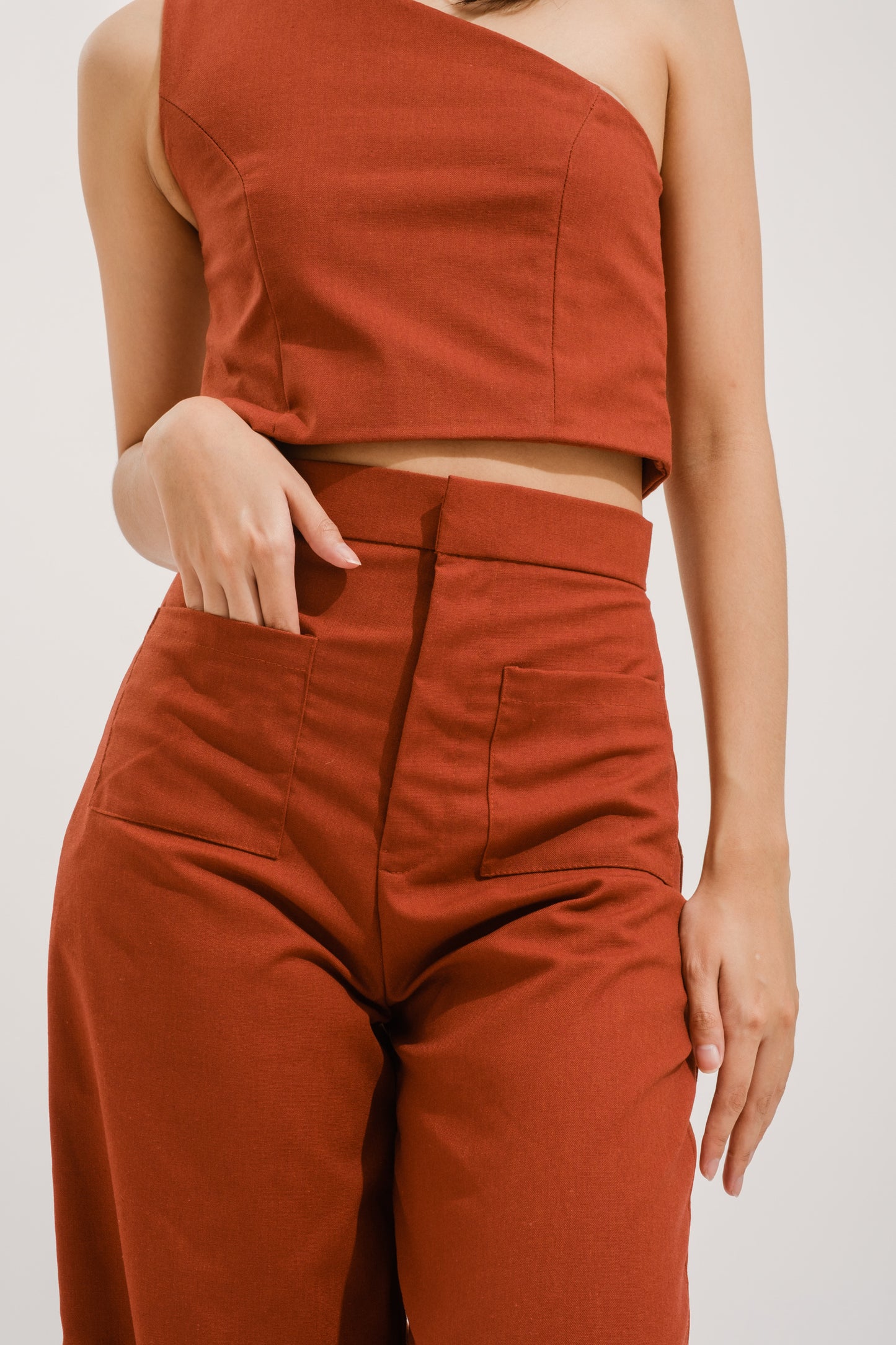 Preorder: Margot Top