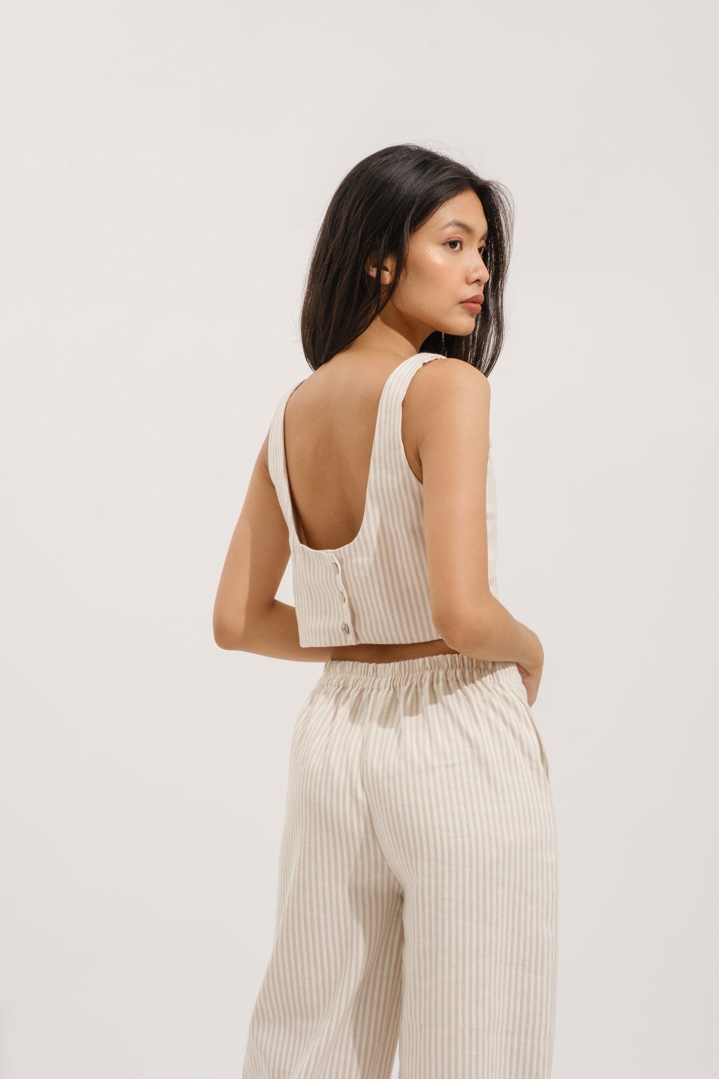 Isabella Crop