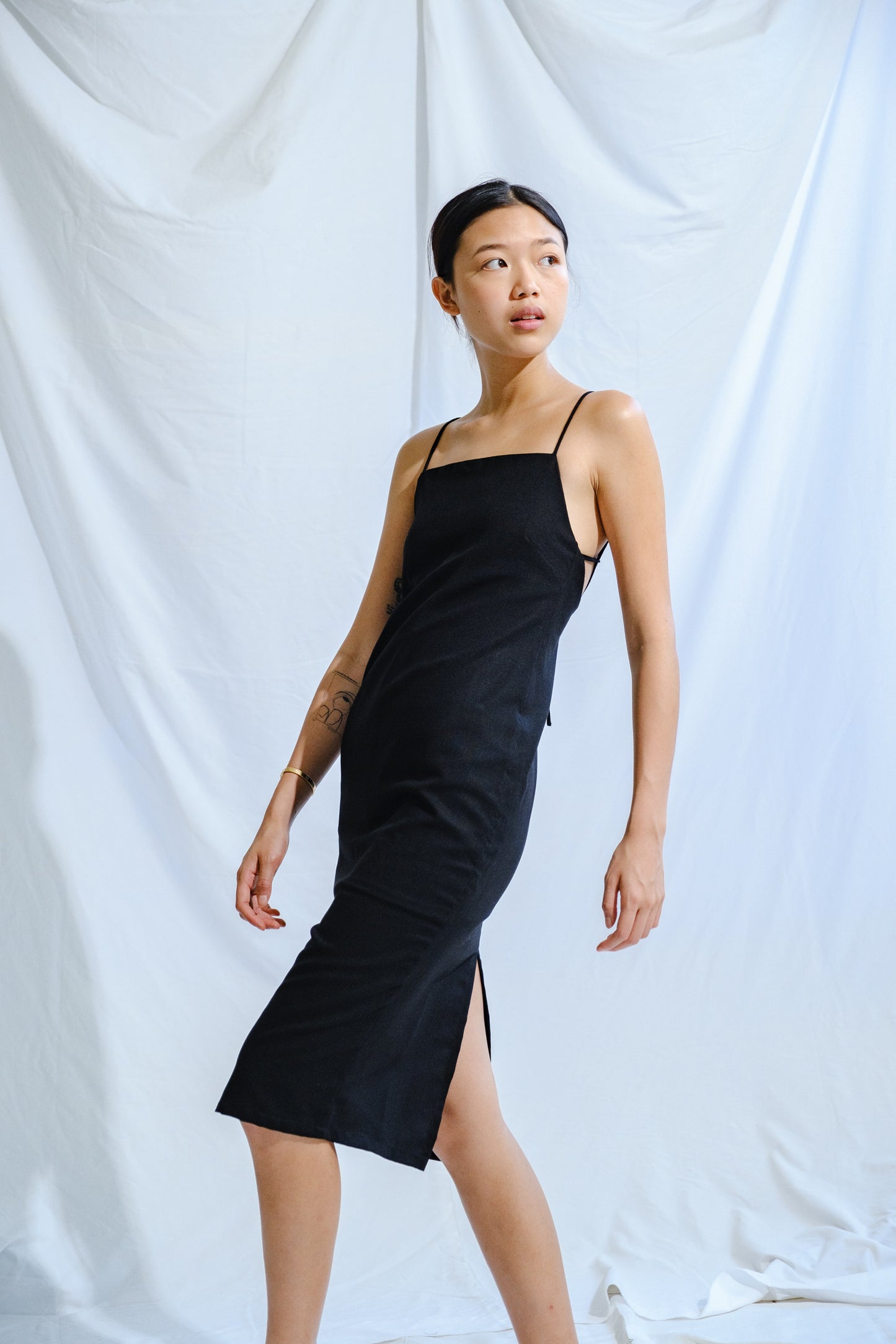 Preorder: Savannah Midi Dress