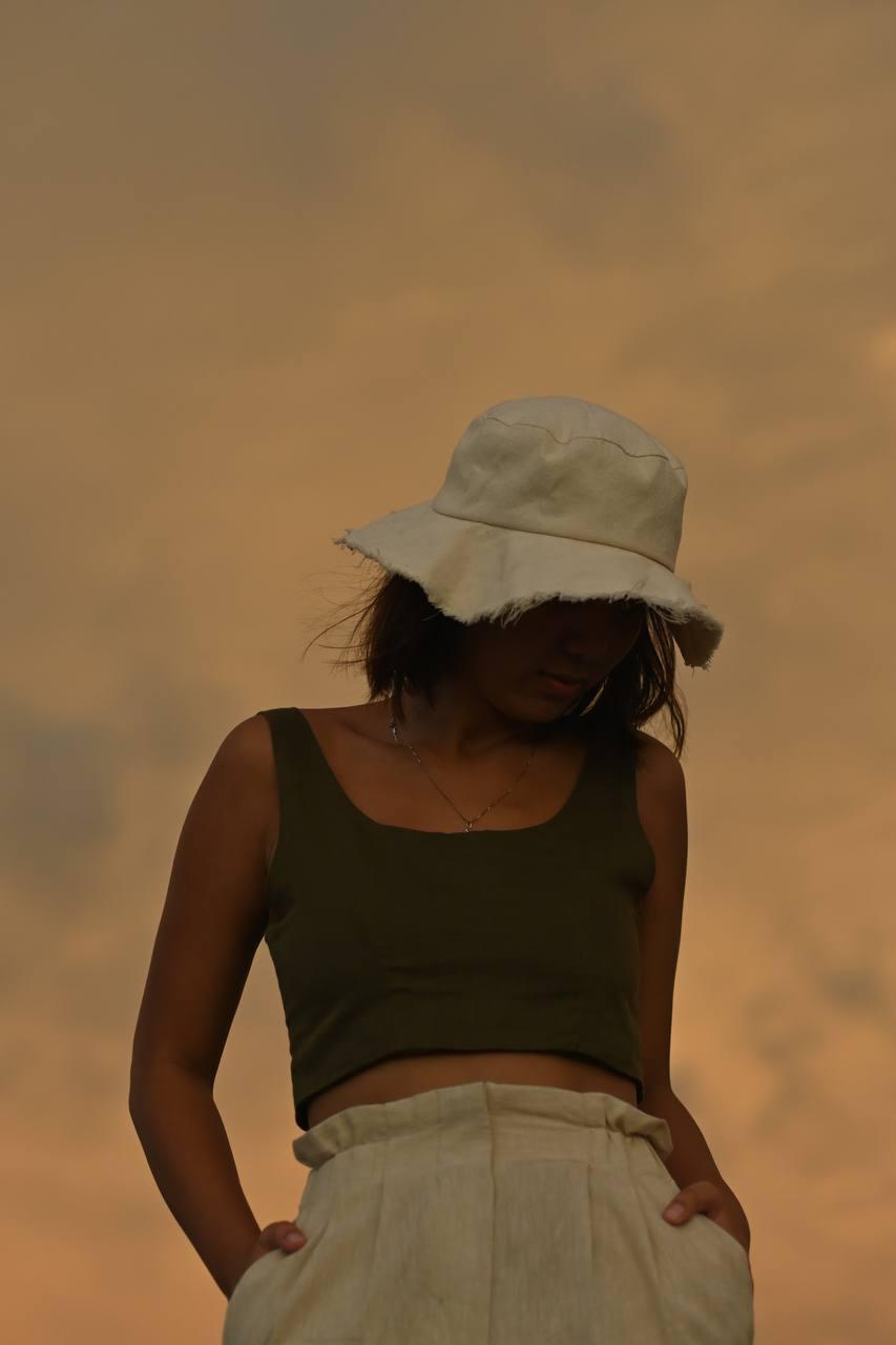 Preorder: Isabella Crop