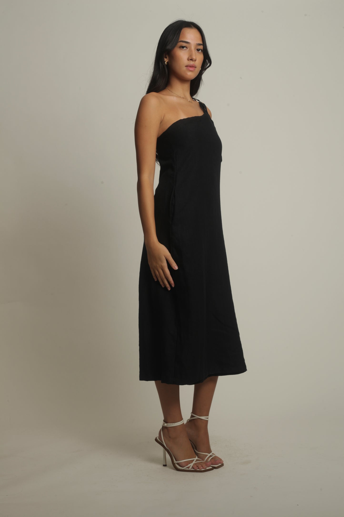 Preorder: Simone Midi Dress